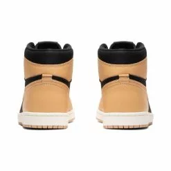 AIR JORDAN 1 RETRO HIGH OG HEIRLOOM VACHETTA TAN/BLACK-SAIL [202] -Women's Footwear Sales Shop JordanBrandAIRJORDAN1RETROHIGHOGHEIRLOOMVACHETTATANBLACK SAIL8555088 202 3 grande