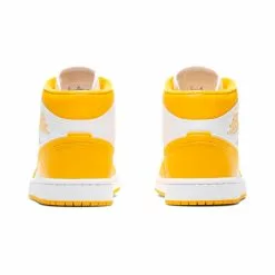 WOMEN'S AIR JORDAN 1 MID WHITE/UNIVERSITY GOLD-WHITE [117] -Women's Footwear Sales Shop JordanBrandWAIRJORDAN1MIDWHITEUNIVERSITYGOLD WHITE8BQ6472 117 3 grande