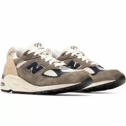 New Balance MADE IN USA M990GB2 GREY 7 New Balance MADE IN USA M990GB2 GREY -Women's Footwear Sales Shop NewBalanceMADEBYTEDDYSANTISM990GB2GREY8M990GB2 2 grande