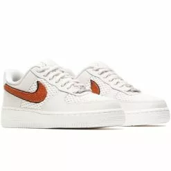 Nike WOMEN'S AIR FORCE 1 '07 SAIL/DARK RUSSET-BLACK-METALLIC SILVER [100] -Women's Footwear Sales Shop NikeWAIRFORCE1 07SAILDARKRUSSET BLACK METALLICSILVER5DZ5228 100 2 grande