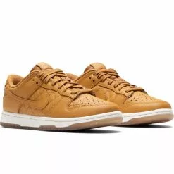 WOMEN'S NIKE DUNK LOW WHEAT/WHEAT-SAIL-BLACK [700] -Women's Footwear Sales Shop NikeWNIKEDUNKLOWWHEATWHEAT SAIL BLACK8DX3374 700 2 grande