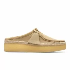Clarks WOMEN'S WALLABEE CUP LO MAPLE SUEDE