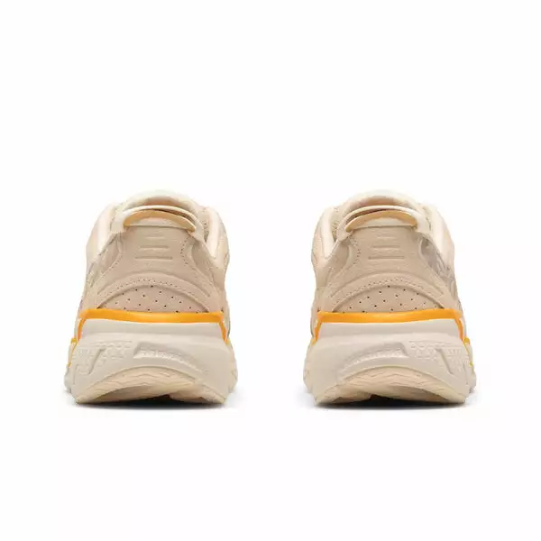 HOKA CLIFTON L SUEDE SHORT BREAD/RADIANT YELLOW 5 HOKA CLIFTON L SUEDE SHORT BREAD/RADIANT YELLOW - Image 3