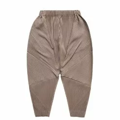 Homme Plissé Issey Miyake PLEATS BOTTOMS 1 ALPACA BROWN -Women's Footwear Sales Shop isseymiyakePLEATSBOTTOMS1ALPACABROWN1HP28JF131 2 grande