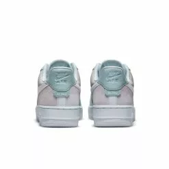 Nike WOMEN'S AIR FORCE 1 '07 FOOTBALL GREY/AURA-OCEAN CUBE -Women's Footwear Sales Shop nikeWNIKEAIRFORCE107FOOTBALLGREYAURA OCEANCUBE6.5DR3100 001 3 grande